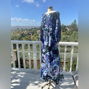 Vince Camuto Blue Women’s 8 Floral Maxi Dress